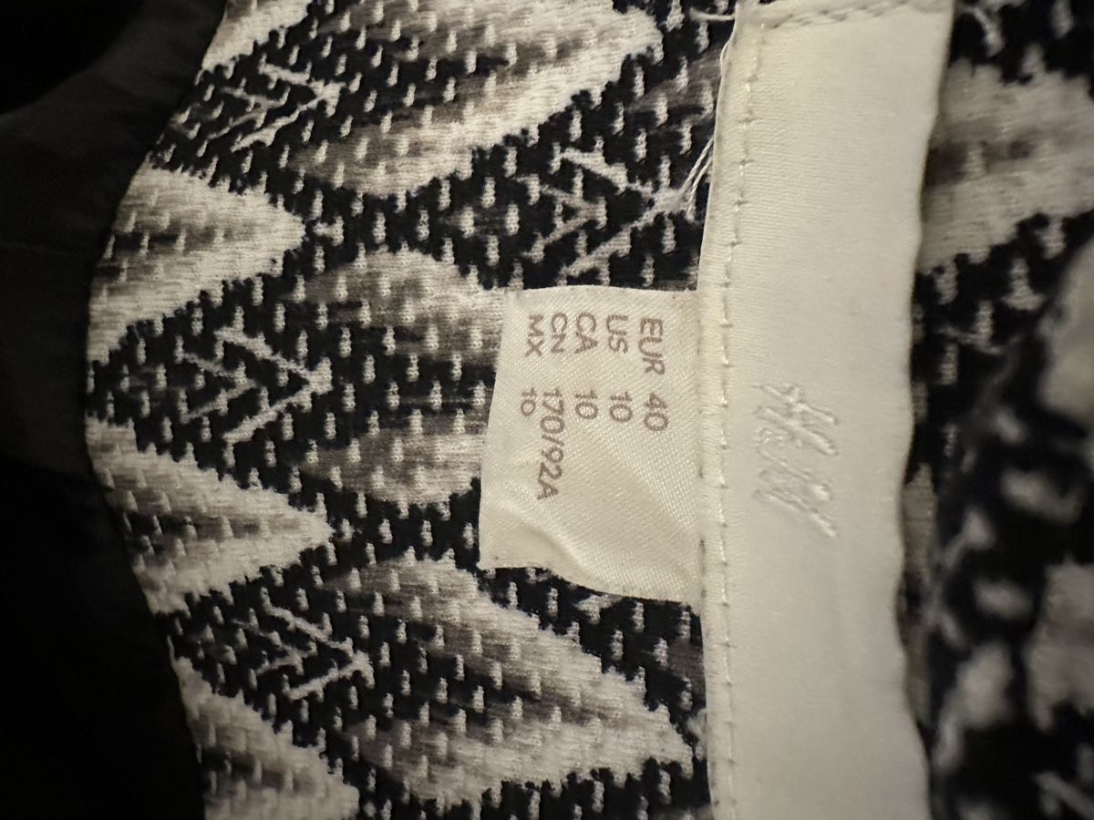 H&M Giacche: Damen Jacke Gr.40 – Usato da Pfungen venduto da Outlet64 3