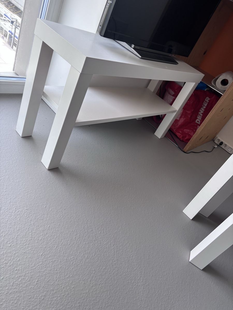 Ikea Tavoli: Table de télévision/ étagère – Usato da Chavannes-Renens venduto da ami_pr7x