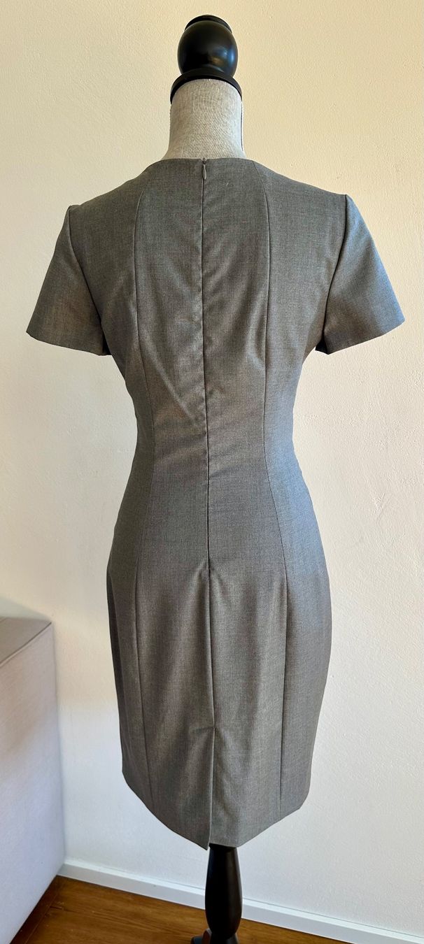 Vestiti: NWOT Joseph Grey Wool Mini Dress Size 38 – Nuovo (secondo la descrizione) da Trin venduto da kat_pmj8 3