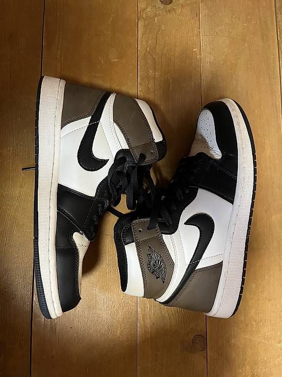 Jordan Scarpe da uomo: Nike Air Jordan 1 Grösse 41 – Usato da Obersaxen venduto da nae_9jzf 3