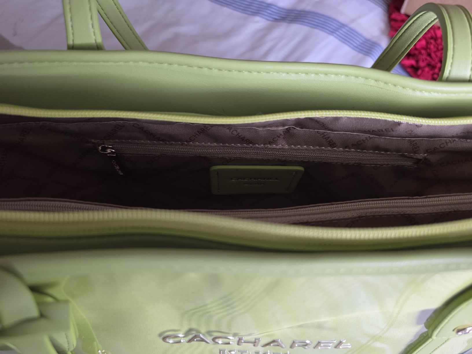 Borse da donna: Sac cabas CACHAREL vert clair 25 cm. × 44 cm. – Nuovo e nell'imballaggio originale da HENNIEZ venduto da mjm_vp6n 5