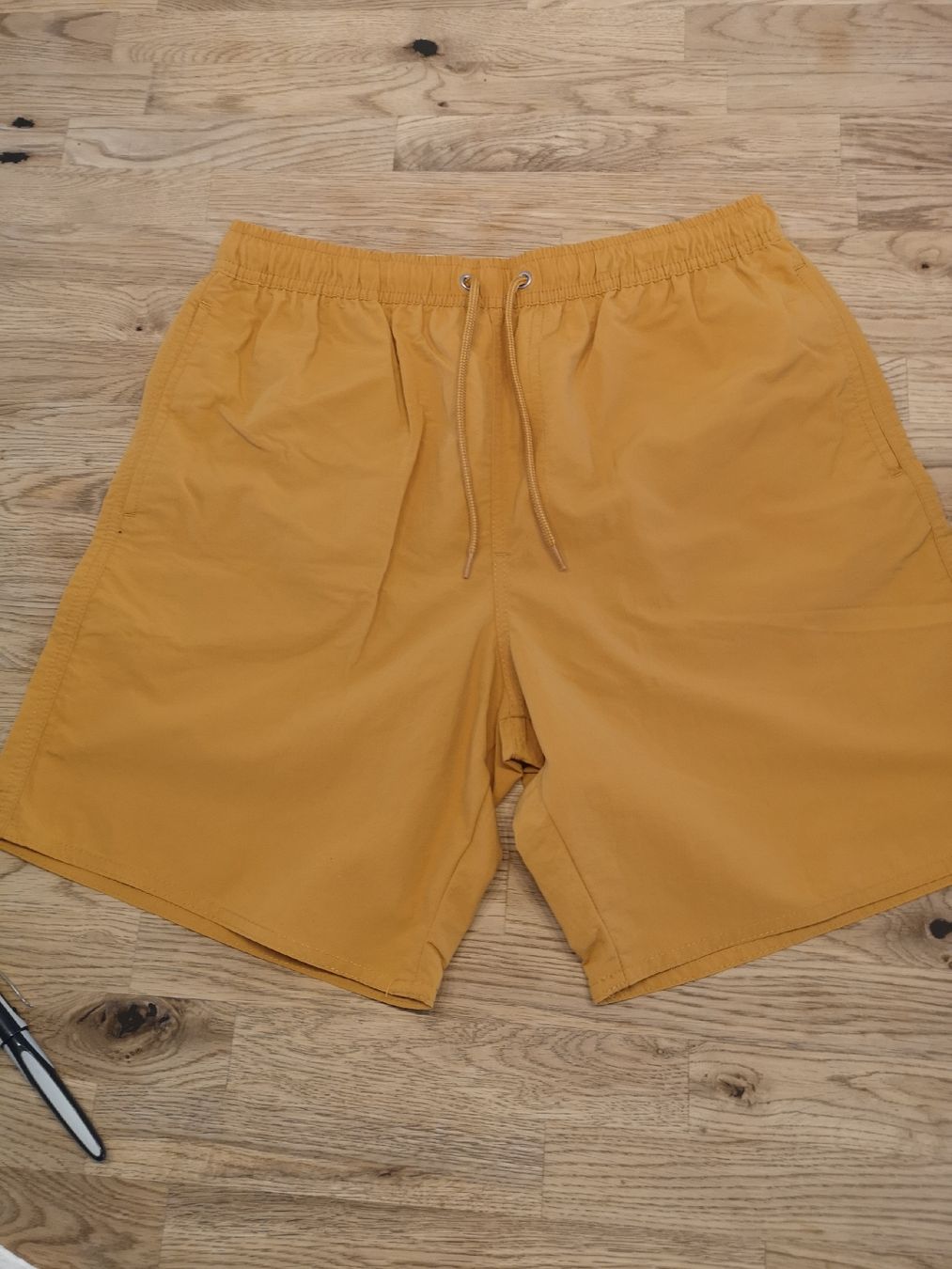 Migros Costumi da bagno: Badeschort, badehose Gr S – Usato da Forch venduto da Hakyboss