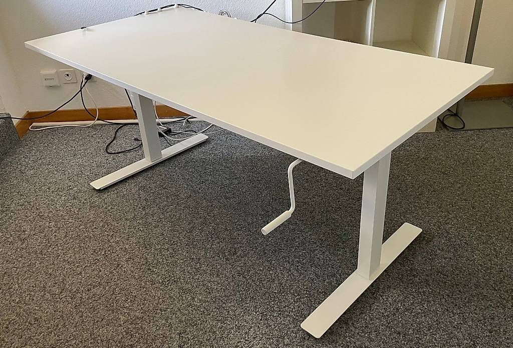 Schreibtische: IKEA Stehpult 160 x 80 cm – Gebraucht aus Lenzburg von TiMi_88