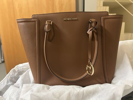 Michael Kors Tasche braun Leder sehr guter Zustand neuwertig