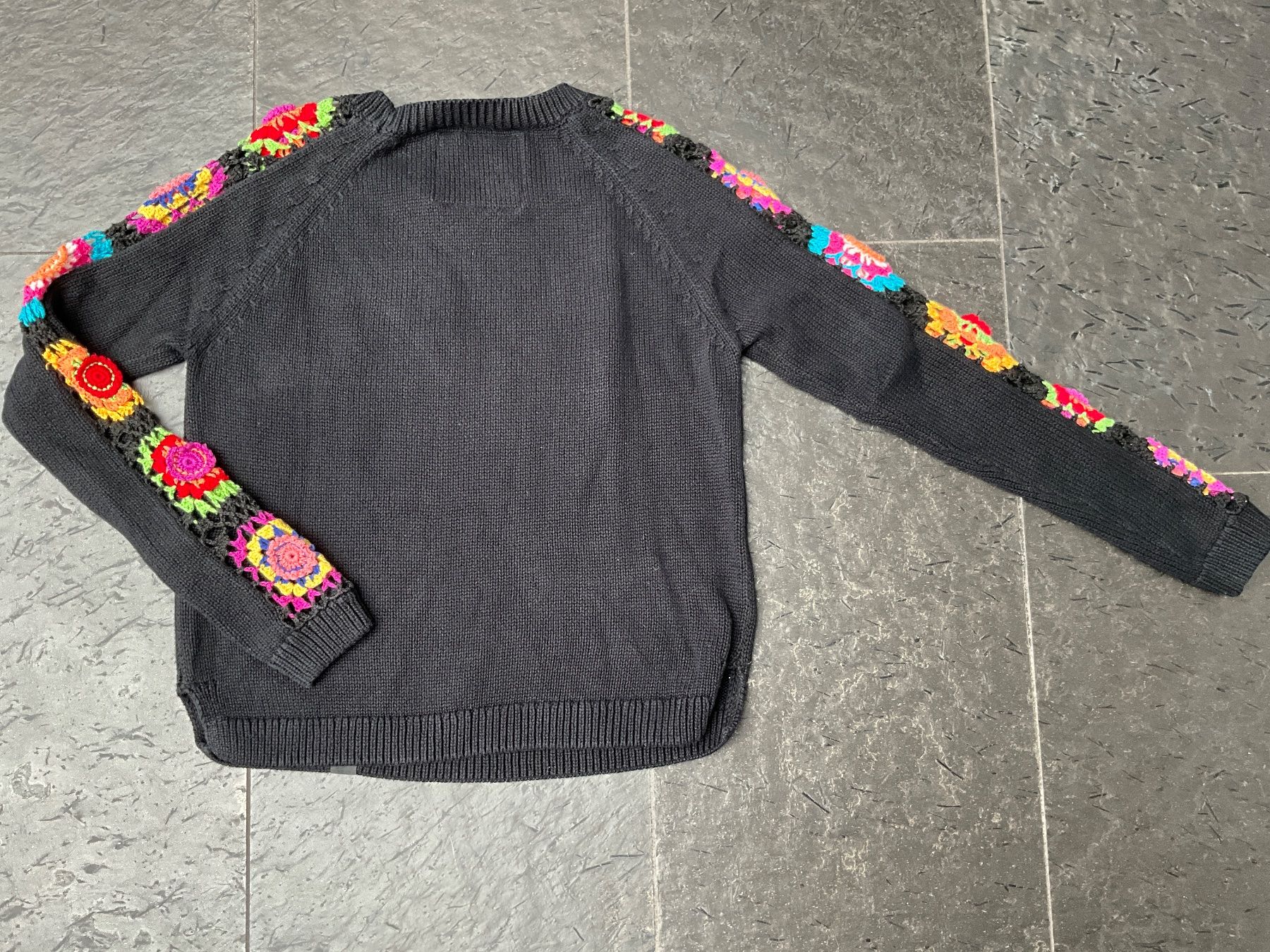 Maglioni & Felpe: Pullover, SUPERDRY, Mädchen, EU36, sehr HERZIG! – Usato da Stäfa venduto da Rbeerli0 4