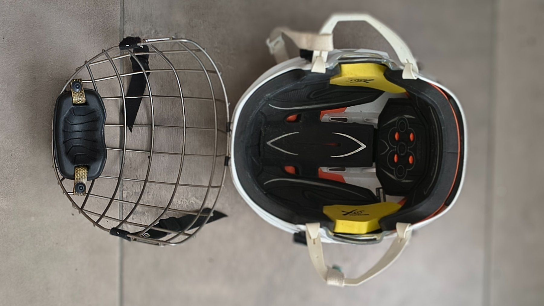 Bauer Caschi: Eishockey Helm Bauer (L) – Usato da Rain venduto da redman77 1