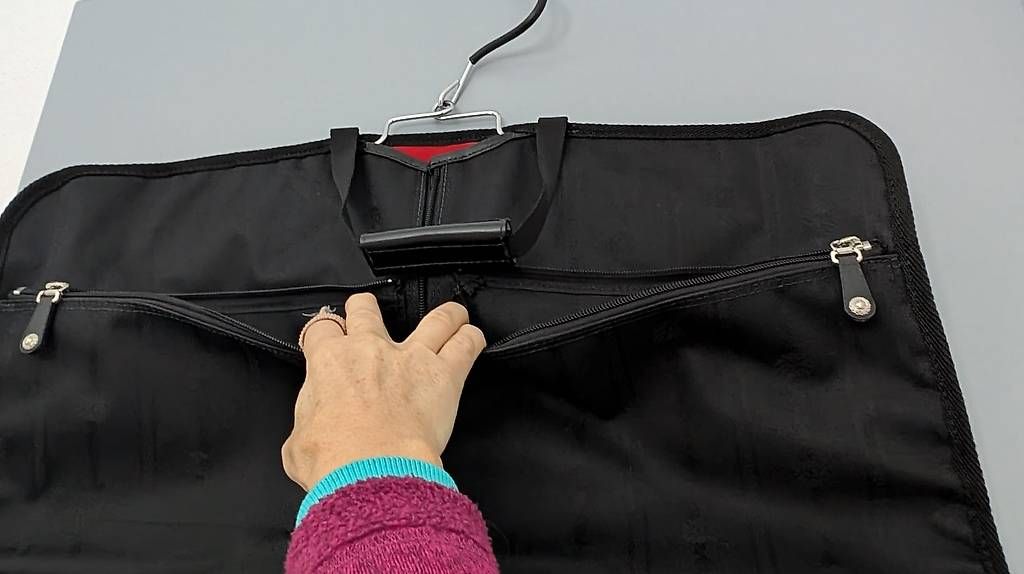 Sacs: Anzugtasche – D'occasion à Birmenstorf AG par R_C_B 2