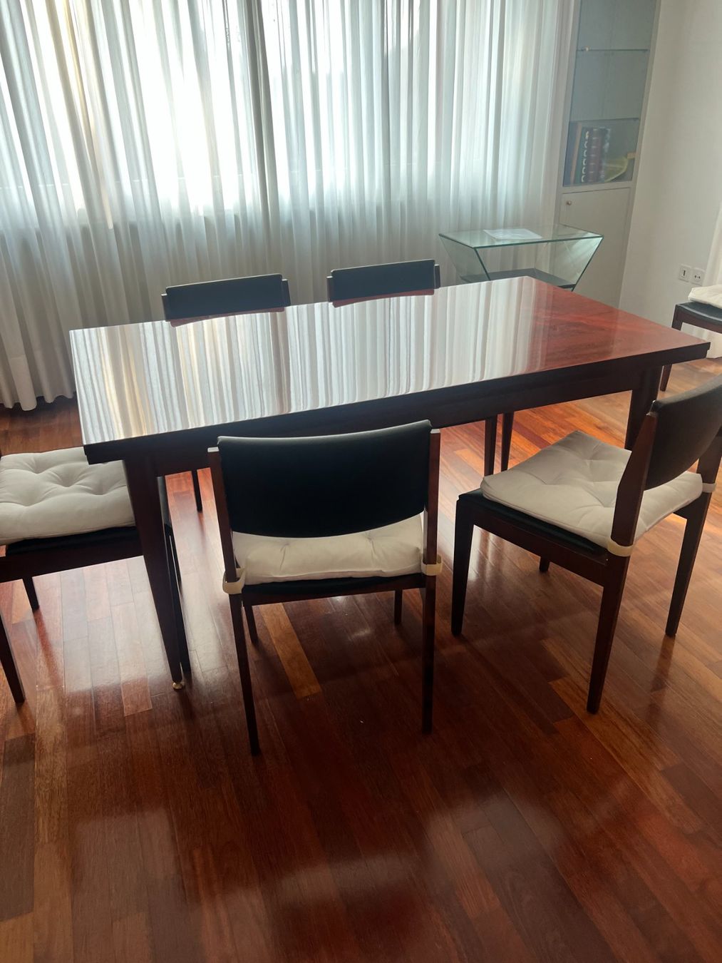 Tavoli: Mid-Century Tisch und Stühle – Usato da Pregassona venduto da ModernistaCH