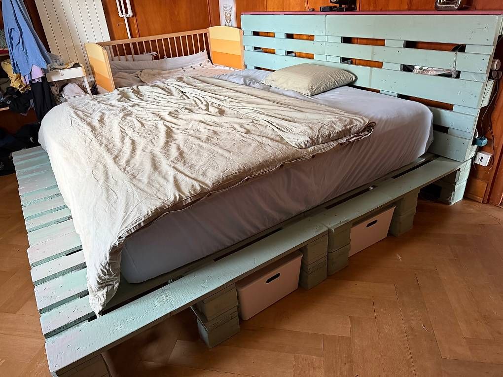 Betten: Palettenbett – Gebraucht aus Weinfelden von jen_cvr8 2
