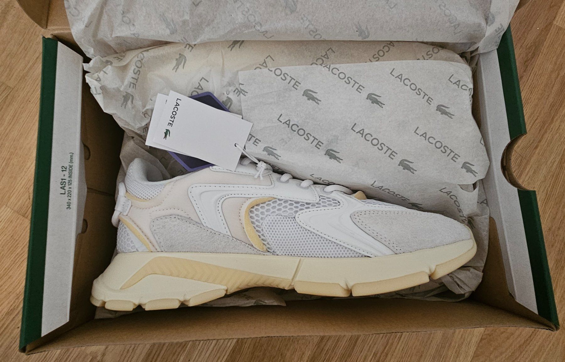 Lacoste Scarpe da uomo: NEU/ Lacoste - Neo / sneaker low - weiss/hellgelb – Nuovo e nell'imballaggio originale da Seewen SZ venduto da Ragga_rica 1