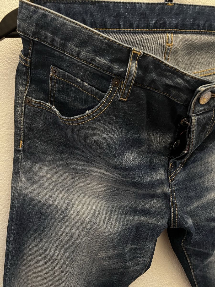 Dsquared2 Jeans: Dsquared2 Jeans – Nuovo (secondo la descrizione) da Kloten venduto da pae_wq5j 1