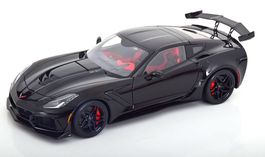 CHEVROLET CORVETTE C7 ZR1 2019 SCHWARZ 1:18 AUTOART