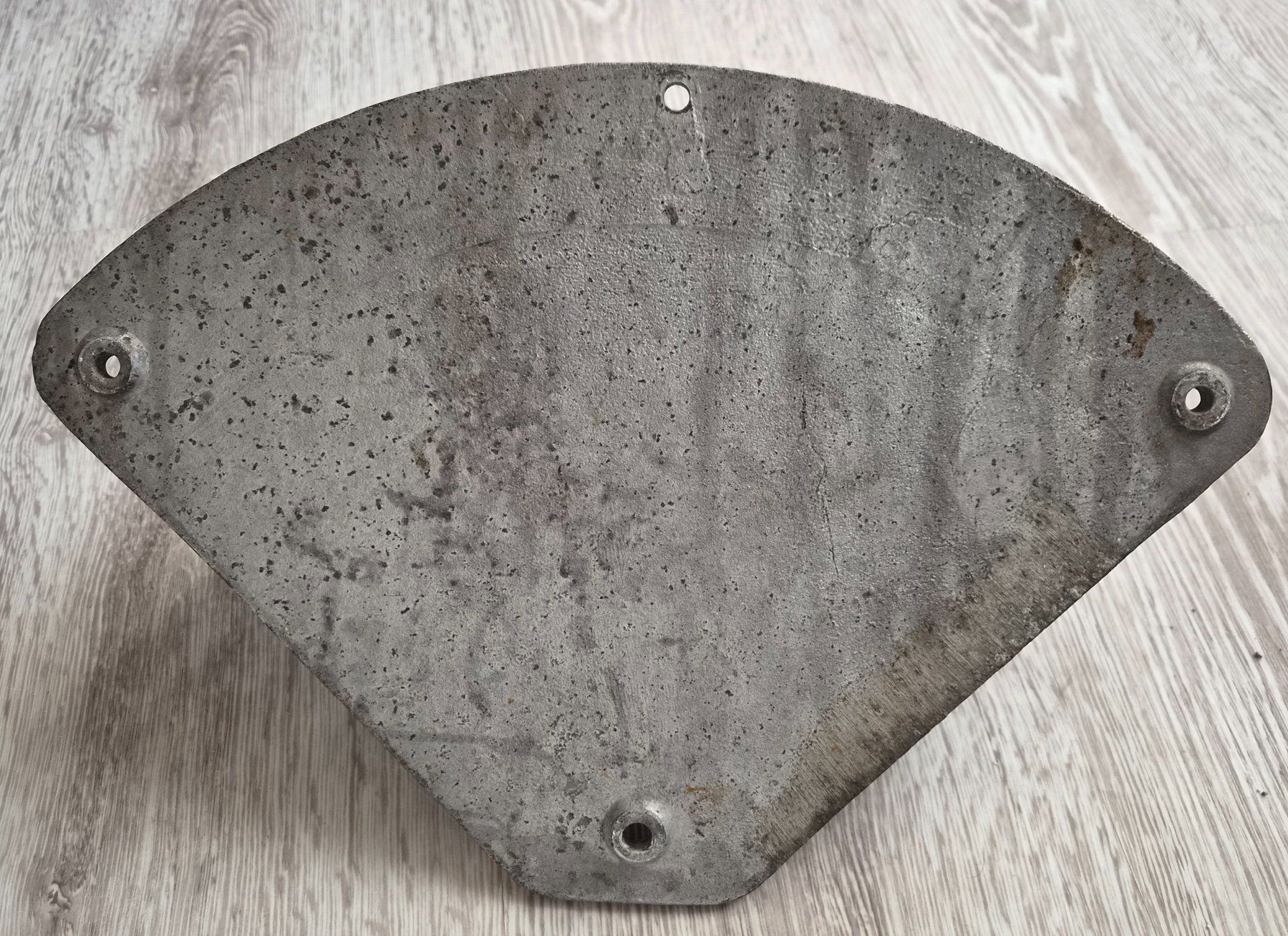 Altro Materiale elettrico: Schlauchhalter Gusseisen – Usato da Bischofszell venduto da -fr-5 3