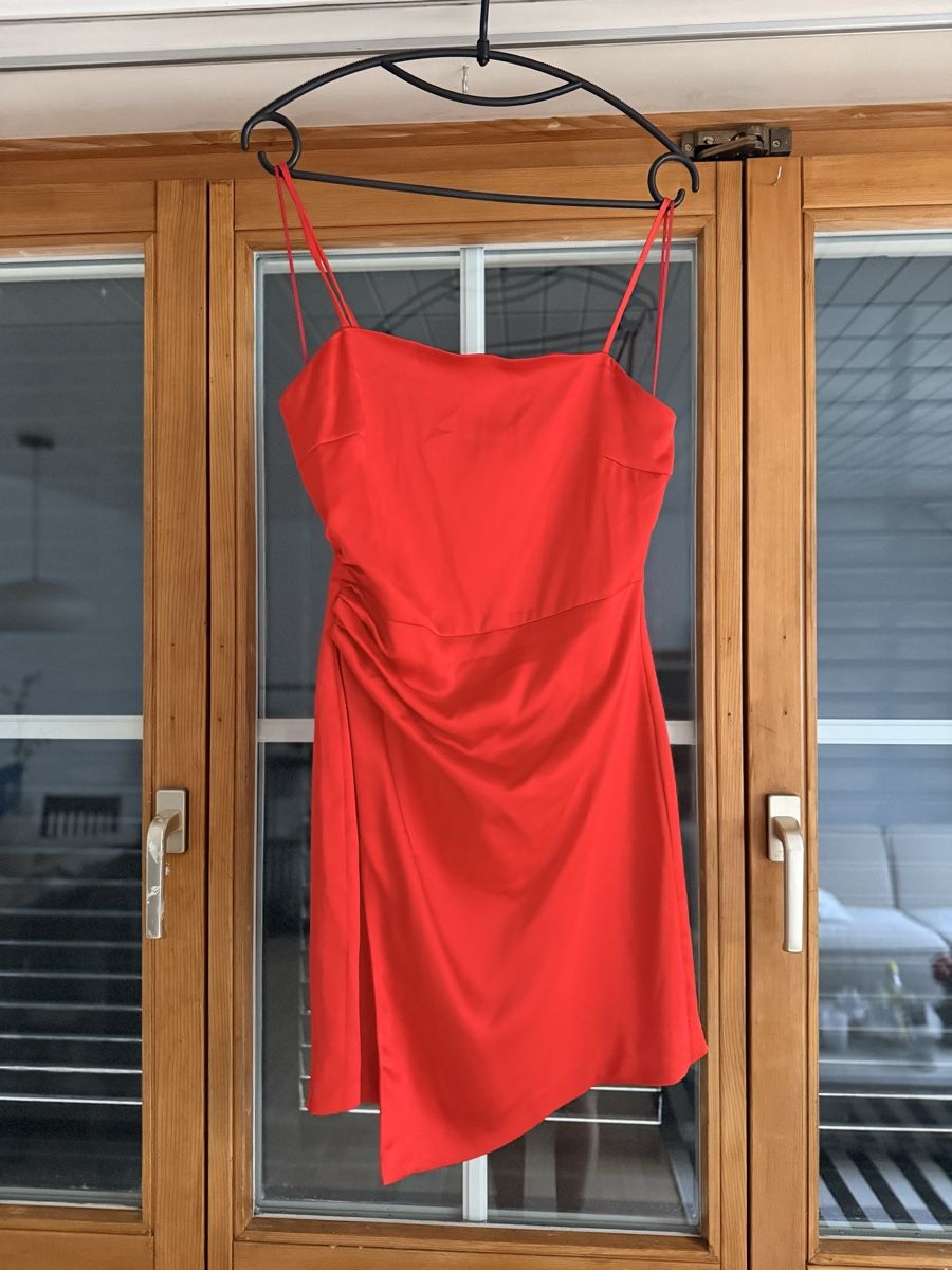 Zara Kleider: Sommerliches rotes Minikleid – Neu (gemäss Beschreibung) aus Hölstein von leoritav