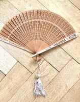 Antiker Fächer aus Sandelholz - Vintage 60er Jahre, wie neu!