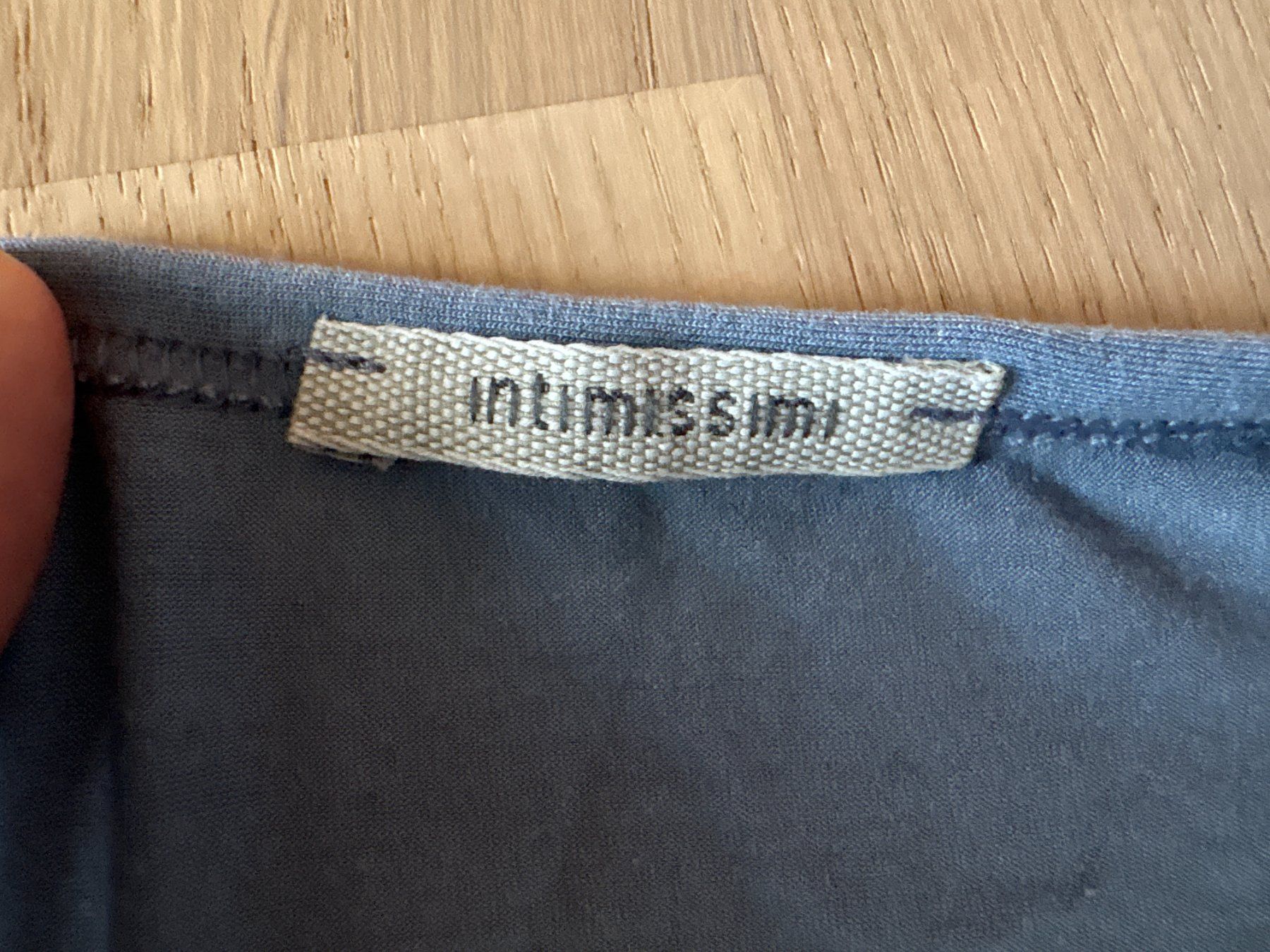 Intimissimi Top: Intissimi Langarmshirt in S – Usato da Elgg venduto da Jo_Naj 1