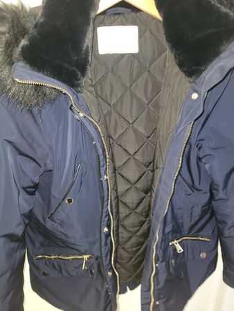 Zara Winterjacke mit Pelzkragen, Dunkelblau, Grösse L