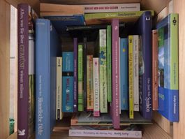 1 Kiste voller toller Bücher ab 1.- !