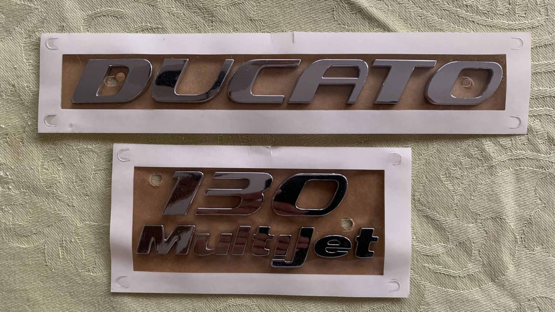 Sonstiges Fahrzeugzubehör: Ducato 130 Multijet 3D Schriftzug – Neu und originalverpackt aus Frutigen von Gehrihorn