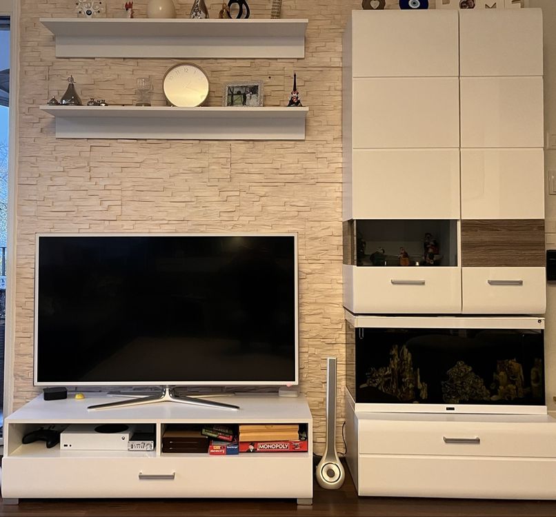 Moderne Wohnwand Mit Vitrine Sideboard Kaufen Auf Ricardo