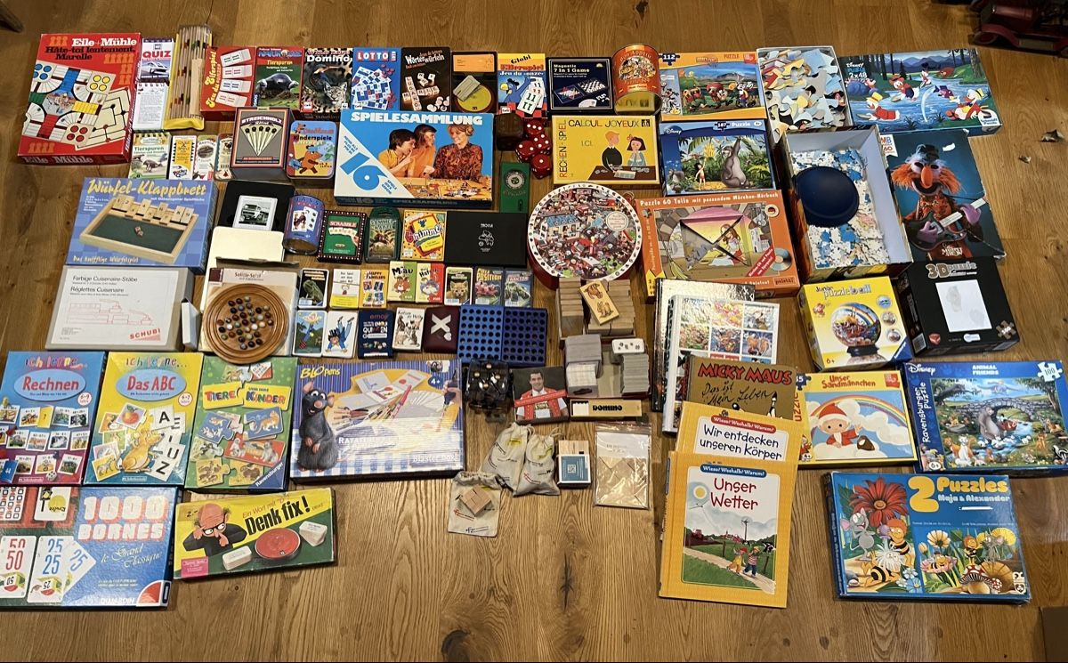 Spiele: Spielesammlung Kartenspiel, Puzzle, Memory, Quartett – Gebraucht aus Theilingen von ovi123