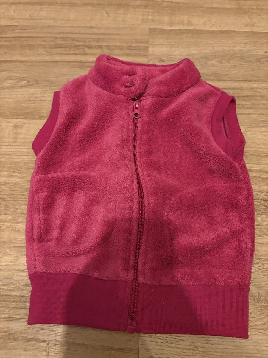 Altro abbigliamento per bambina: Weste, Grösse 86/92 – Usato da Hildisrieden venduto da Leoniewyr