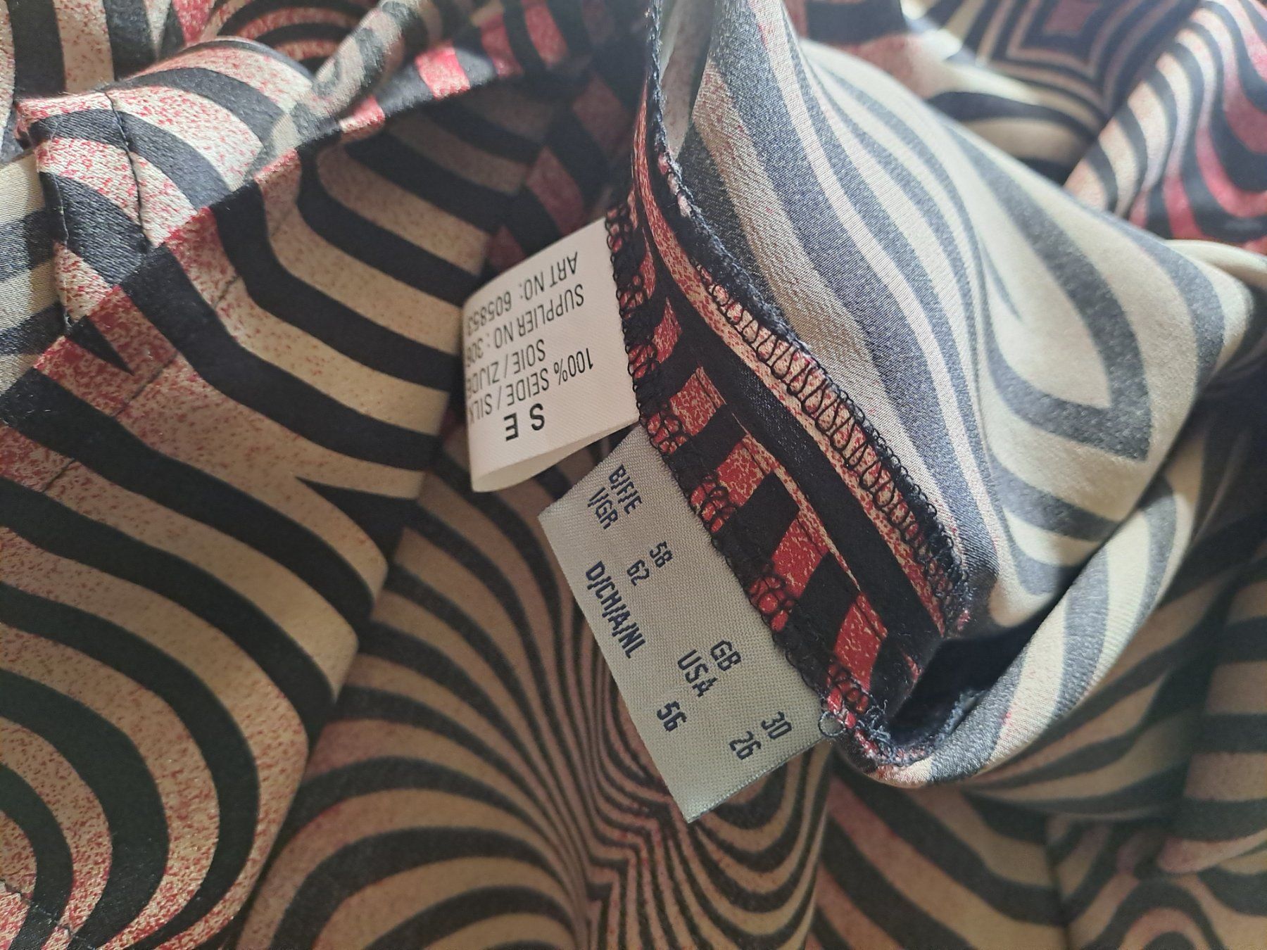 Ulla Popken Blusen: Ulla Popken Seidenbluse oversize Gr.58 – Gebraucht aus Emdthal von kasira 2