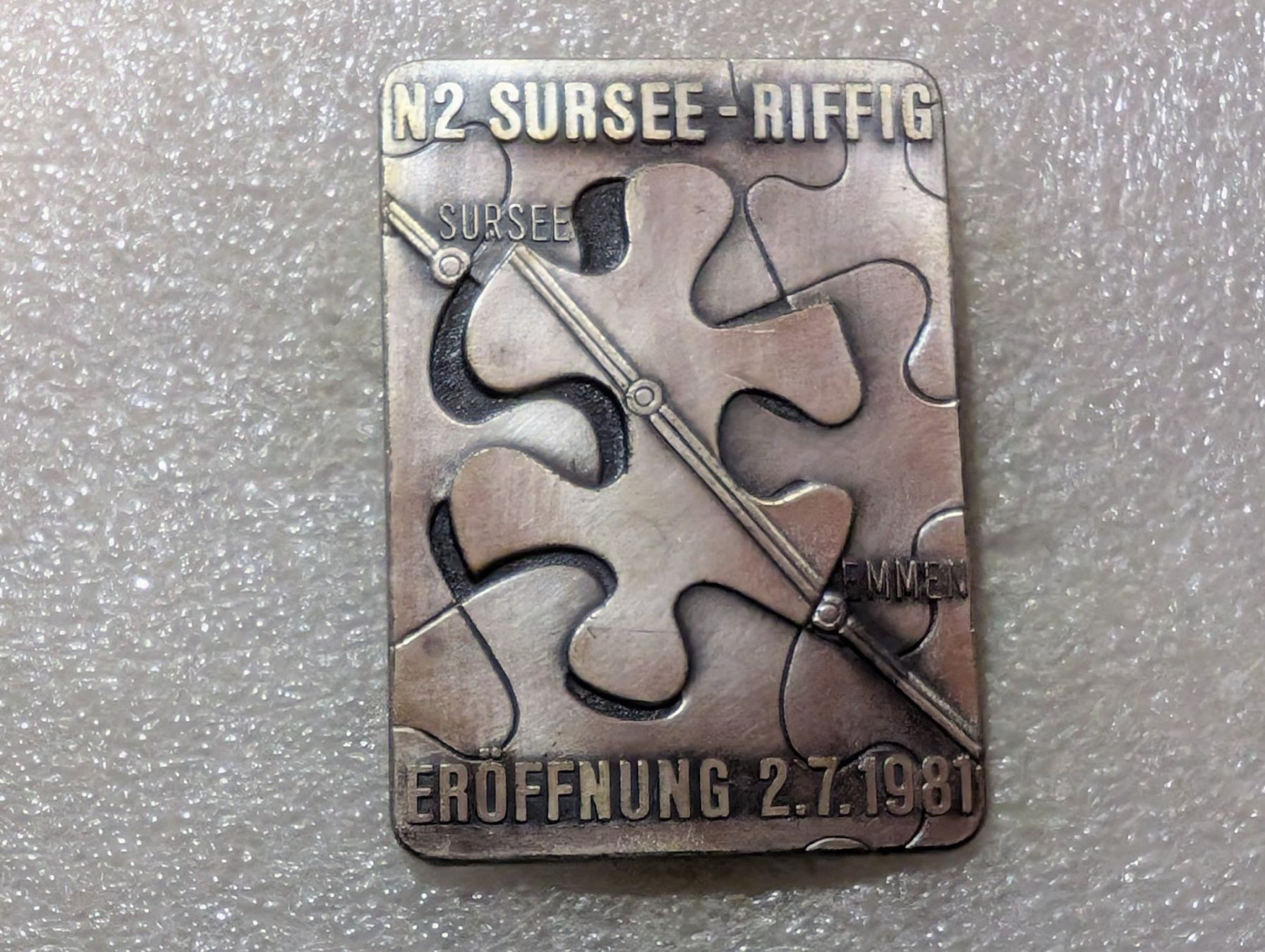Plaquettes & Badges: Ansteckpin 178: Sursee Riffig – D'occasion à Oppligen par Pin-Fall-Shop
