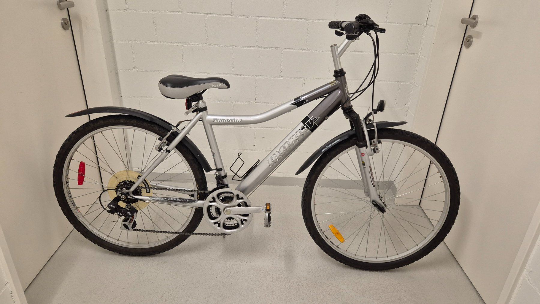 Vélos: Velo Infinity 26'' - Grösse M – D'occasion à Maur par antko