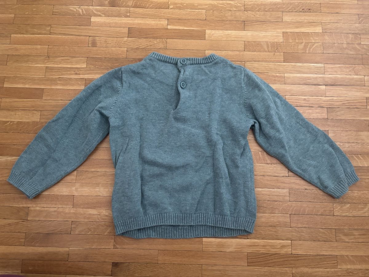 Maglioni & Felpe: Pull enfant t. 24m TEX étoile – Usato da Chêne-Bougeries venduto da CeliaMate 2