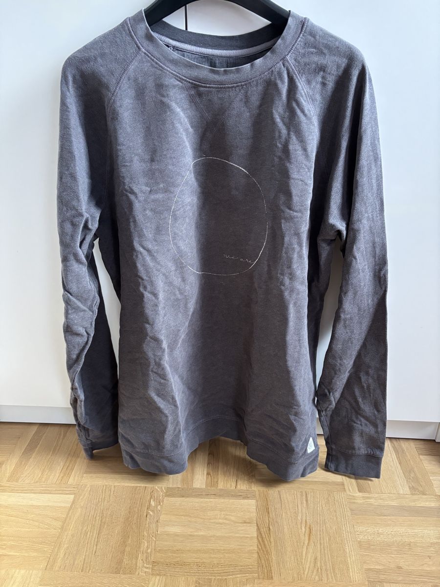 Pullover & Sweatshirts: Pullover – Gebraucht aus Basel von rebecca_b