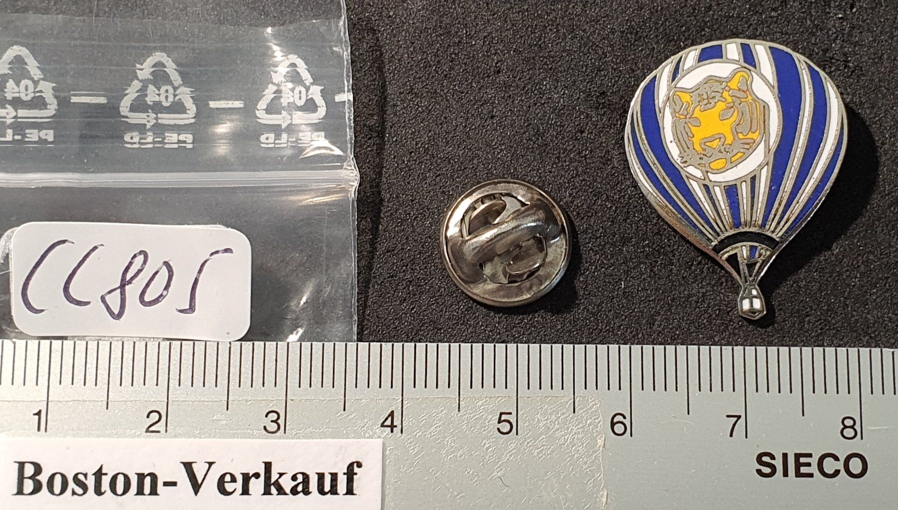Placchette & Badge: CC805 - Pin Ballon mit Tiger – Usato da Reinach BL venduto da Boston-Verkauf 1