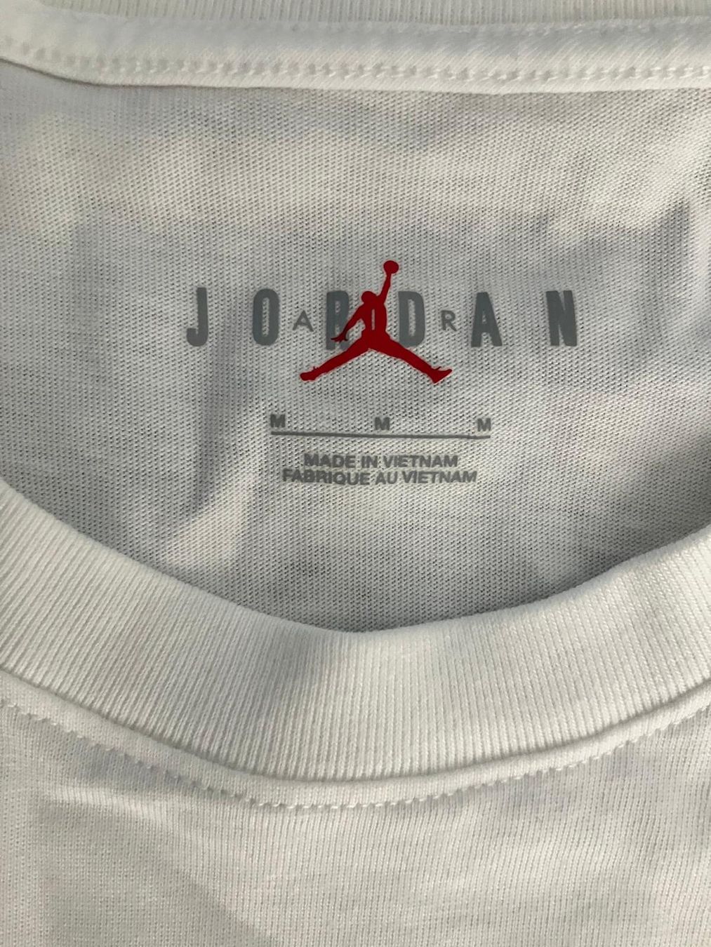 Jordan T-shirt: Neue Jordan T-Shirt  – Nuovo (secondo la descrizione) da Bigorio venduto da Elen78 1