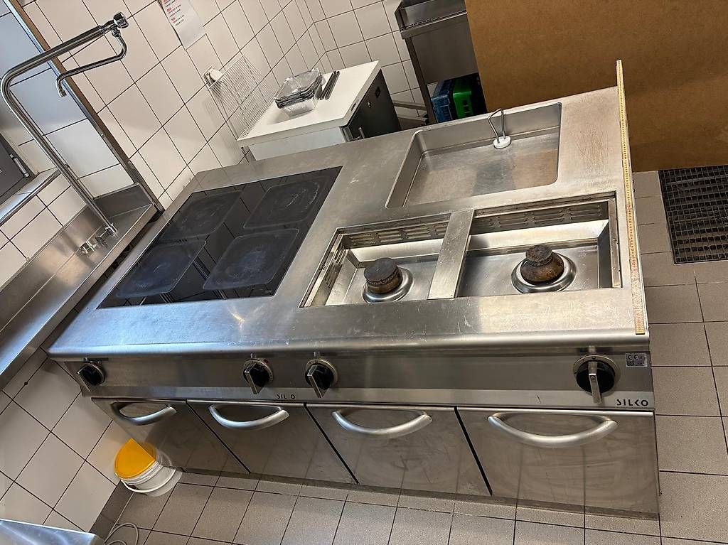 Komplettküchen: CUCINA PROFESSIONALE SILKO - PREZZO TRATTABILE – Gebraucht aus Mendrisio von ver_md67 2