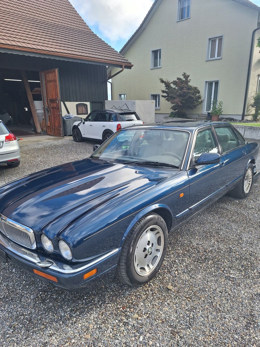 Jaguar Autos: Jaguar XJ 3.2 Executive – Defekt aus Steinebrunn von Thomy61