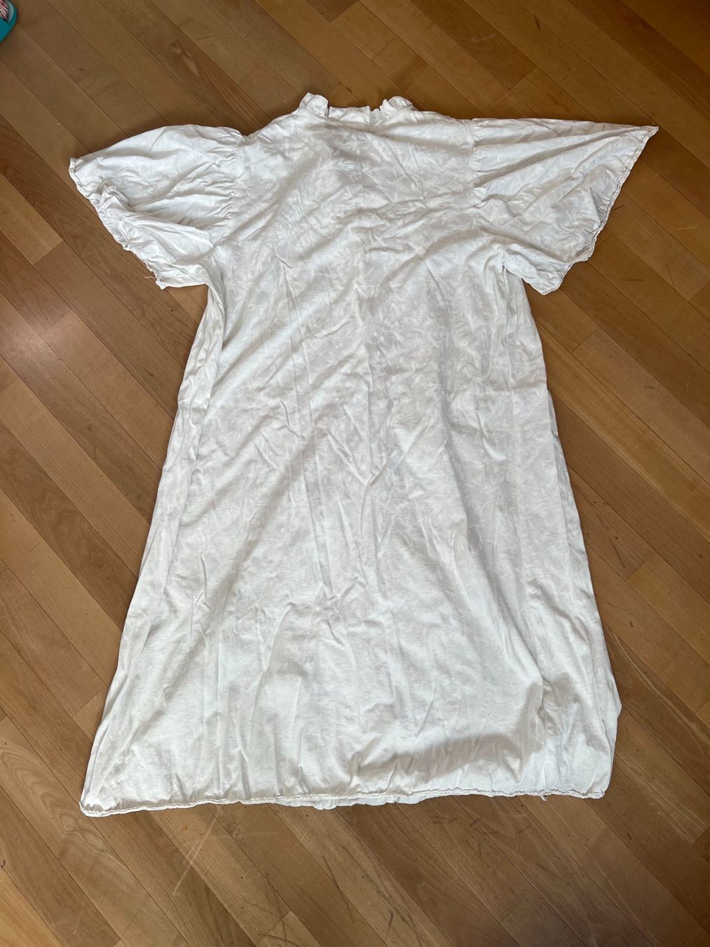 Negligees & Pigiami: Nachthemd – Usato da Ramlinsburg venduto da Ruebli.X.Beet 1