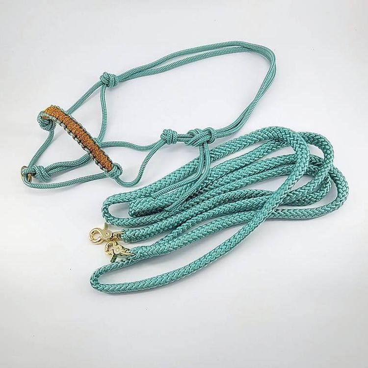 BRAMA WEST Knotenhalfter Mit Zügel Für Pferde - Stylisches Reitzubehör Mit Strass-Verzierungen