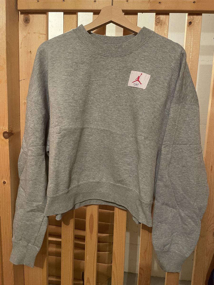 Jordan Pullover & Sweatshirts: Stylischer Jordan Sweater Grösse M – Gebraucht aus Wetzikon ZH von ruby.brukx