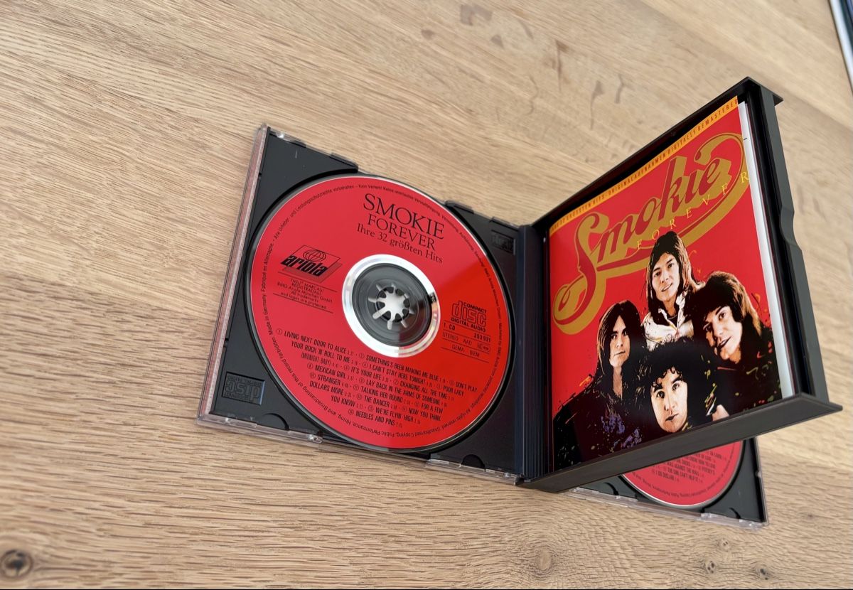 CD: 2 CD**Smokie**Forever** – Usato da Volketswil venduto da Car6 2