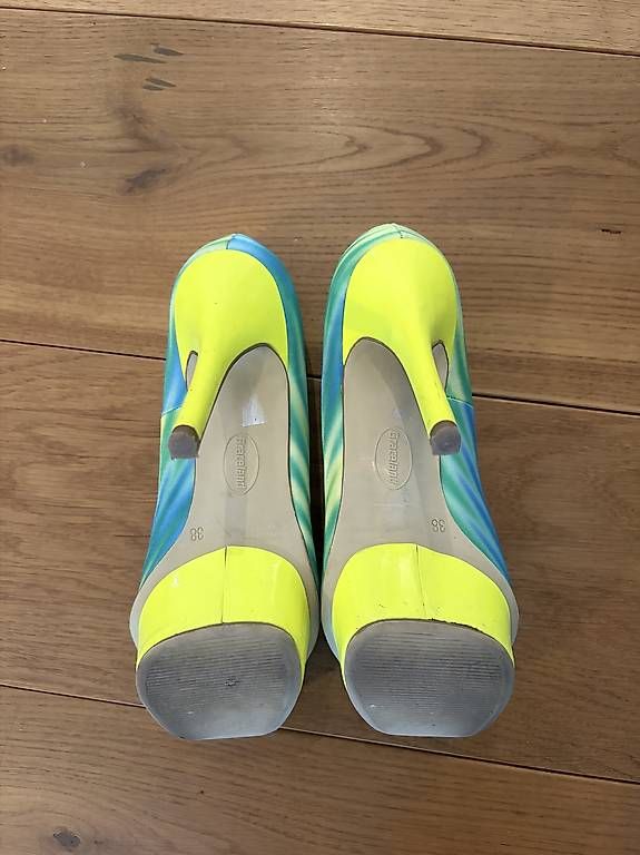 Scarpe da donna: Damenschuhe, Grösse 38 – Usato da Lachen SZ venduto da mcstaehlin 2