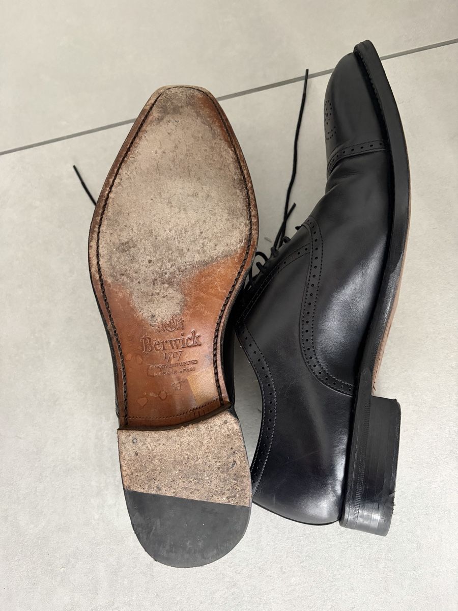 Scarpe da uomo: Berwick rahmengenähte Schuhe – Usato da Frauenfeld venduto da AlteringMatter 2