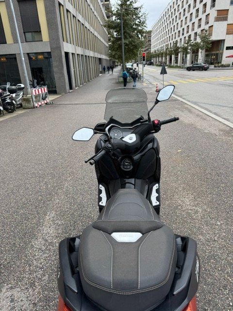 Yamaha Scooters: Scooter Yamaha Xmax 125 – Gebraucht aus Genève von seb_5s5y 3
