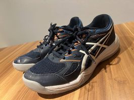 Asics Upcourt 4 Gr. 37 Sportschuhe / Hallenschuhe
