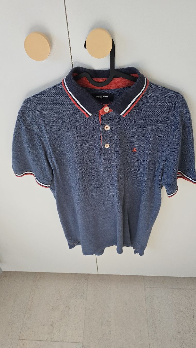 Kleiderpakete: Polo,T-shirt ,Hemd set – Gebraucht aus Aristau von rap_6nvq 5