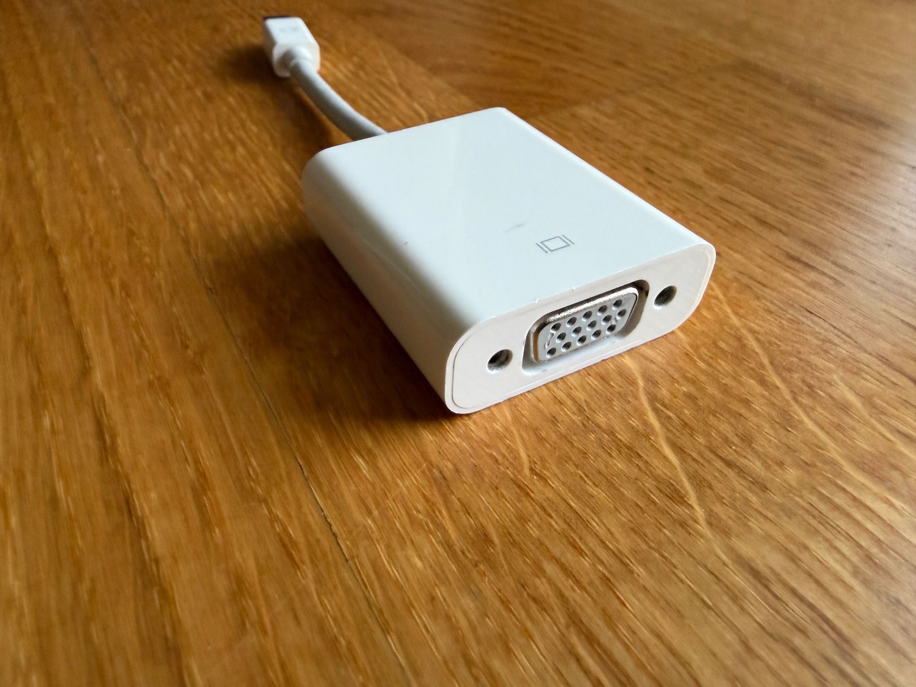 Apple Unità & Adattatore: Original Apple Bildschirm-Adapter Mini Display Port zu VGA – Usato da Basel venduto da durelm 2