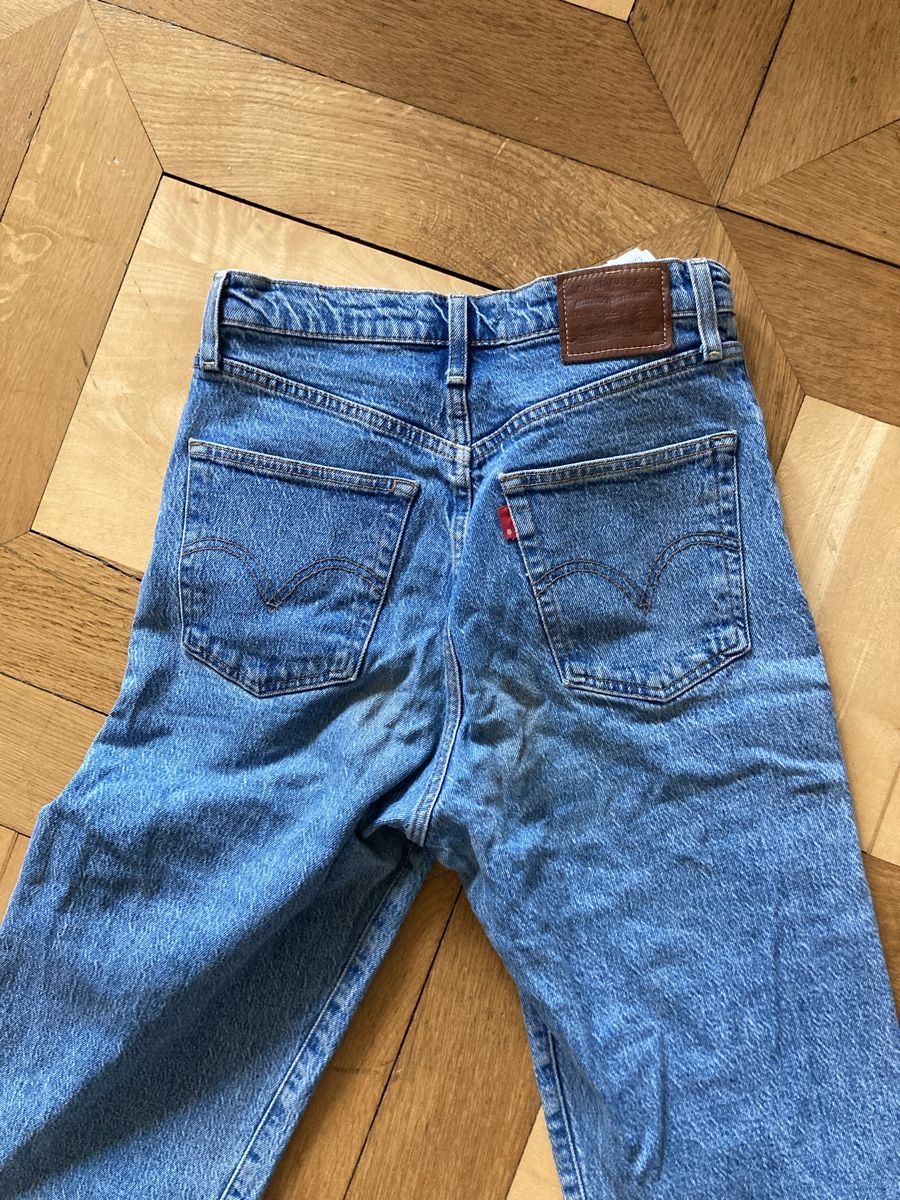 Levi's Jeans: ribcage straight jeans - levi's – Gebraucht aus Bern von deb_r6bl 3