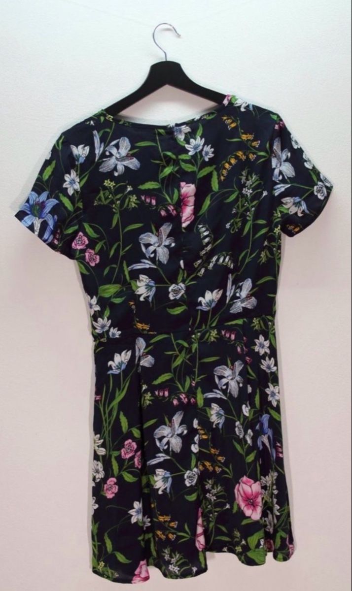 Only Kleider: ONLY Kleid mit Blumenmuster, Gr. M – Neu (gemäss Beschreibung) aus Schaffhausen von Fundperle 2