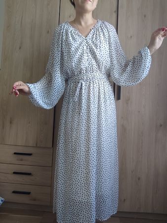 Elegant white polka dot maxi dress, size 36 S/M, ideal for s