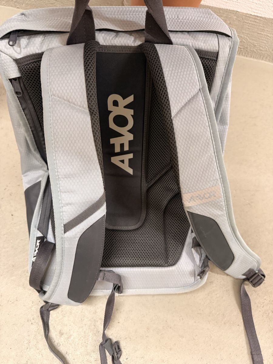Aevor Zaini: Rucksack Aevor Daypack blau-grau gebraucht – Usato da Zürich venduto da leo_sf7t 3