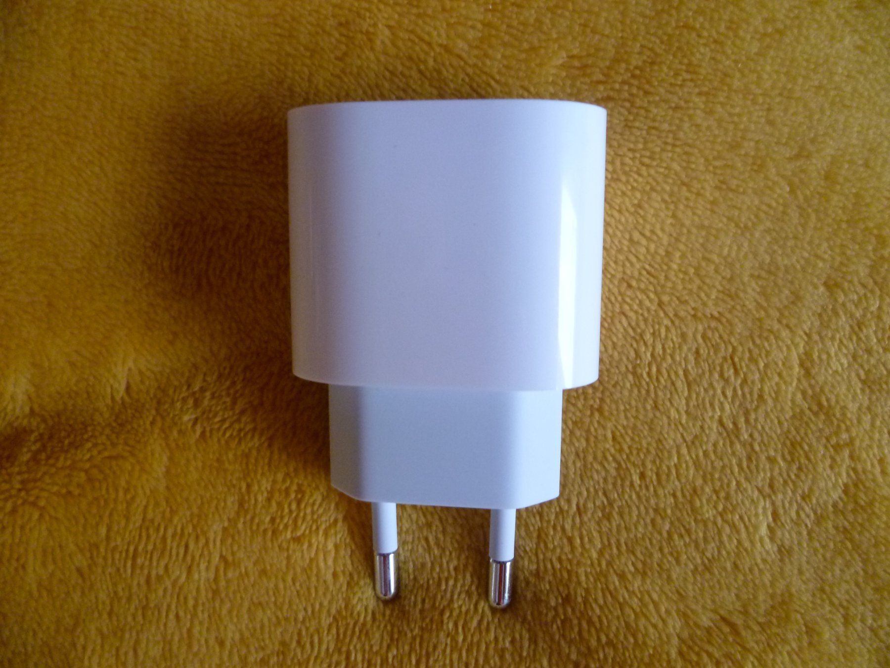 Apple Caricabatterie: APPLE HANDY LADEGERÄT – Nuovo (secondo la descrizione) da Safenwil venduto da universum78